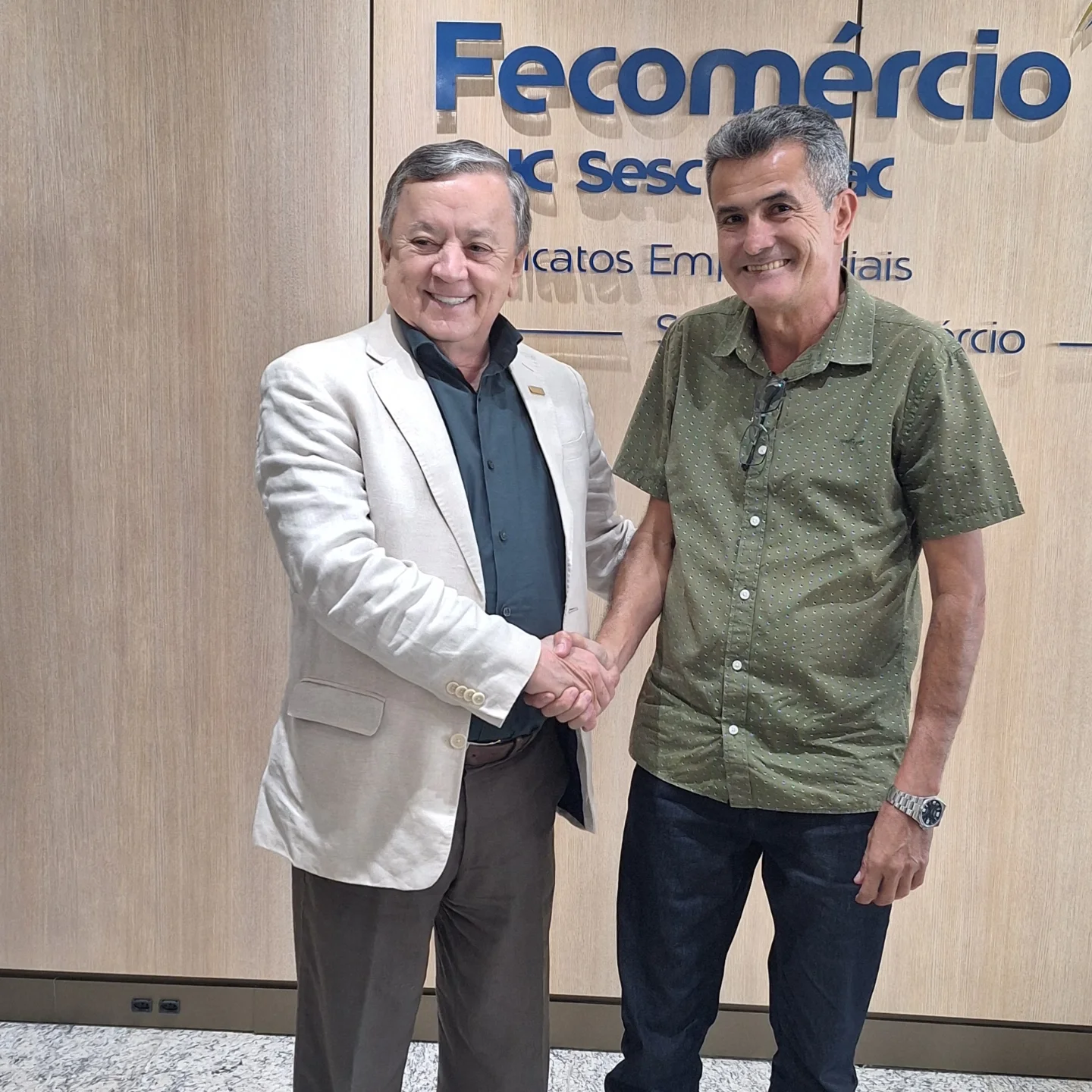 Photo shared by SINDICOM SENHOR DO BONFIM on September 04, 2025 tagging @fecomercio.ba, and @claudiorodrigues2665. (1) Photo shared by SINDICOM SENHOR DO BONFIM on September 04, 2025 tagging @fecomercio.ba, and @claudiorodrigues2665. (1)